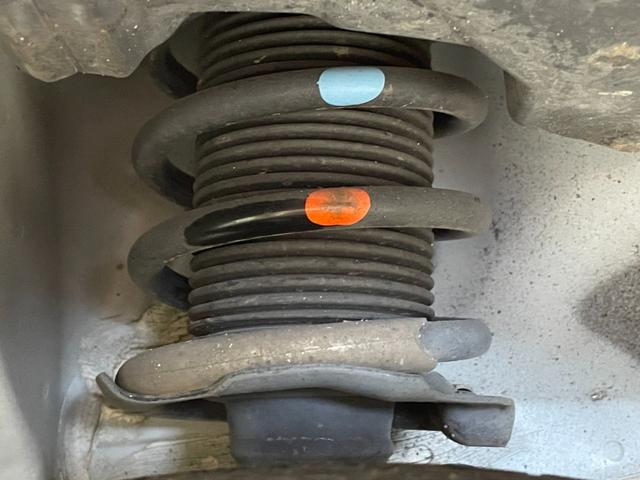 ノート e-パワー X ブラックアロー 純正ナビ 衝突軽減ブレーキ バックカメラ フルセグテレビ 2トーンカラー コーナーセンサー ETC スマートキー 純正ドライブレコーダー 純正アルミホイール プッシュスタート テレビキャンセラー(65枚目)