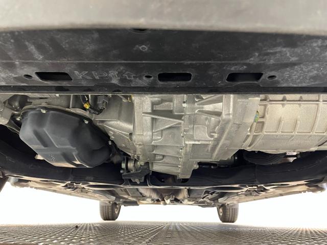 ノート e-パワー X ブラックアロー 純正ナビ 衝突軽減ブレーキ バックカメラ フルセグテレビ 2トーンカラー コーナーセンサー ETC スマートキー 純正ドライブレコーダー 純正アルミホイール プッシュスタート テレビキャンセラー(66枚目)