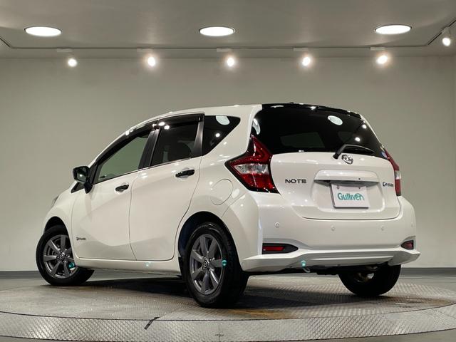 ノート e-パワー X ブラックアロー 純正ナビ 衝突軽減ブレーキ バックカメラ フルセグテレビ 2トーンカラー コーナーセンサー ETC スマートキー 純正ドライブレコーダー 純正アルミホイール プッシュスタート テレビキャンセラー(77枚目)