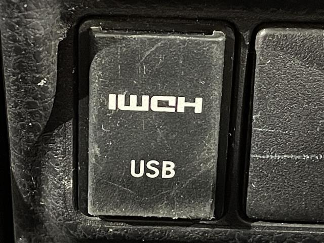 ヴォクシー ZS 煌II BIGX11インチナビ モデリスタエアロ 両側パワースライドドア 衝突軽減ブレーキ 車線逸脱警報 クリアランスソナー 先行車発進告知 オートハイビーム ビルトインETC クルーズコントロール LED(28枚目)