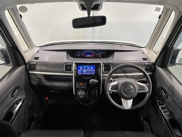 タント Ｘ　ＶＳ　ＳＡＩＩＩ　純正ナビ　パノラミックビューモニター　両側パワースライドドア　シートヒーター　衝突軽減ブレーキ　車線逸脱警報　先行車発進告知　クリアランスソナー　オートハイビーム　ＩＳＯＦＩＸ　Ｂｌｕｅｔｏｏｔｈ（2枚目）