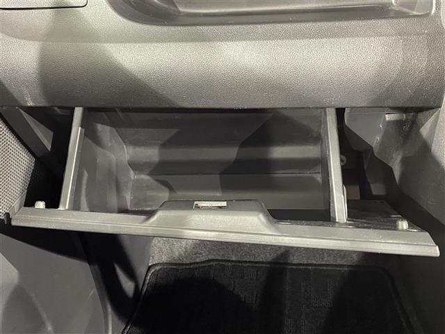 タント Ｘ　ＶＳ　ＳＡＩＩＩ　純正ナビ　パノラミックビューモニター　両側パワースライドドア　シートヒーター　衝突軽減ブレーキ　車線逸脱警報　先行車発進告知　クリアランスソナー　オートハイビーム　ＩＳＯＦＩＸ　Ｂｌｕｅｔｏｏｔｈ（29枚目）