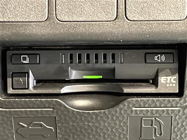 タンク カスタムG S ALPINE9インチナビ 両側パワースライドドア 衝突軽減ブレーキ 車線逸脱警報 クリアランスソナー 先行車発進告知 クルーズコントロール バックカメラ アイドリングストップ USB HDMI LED(10枚目)