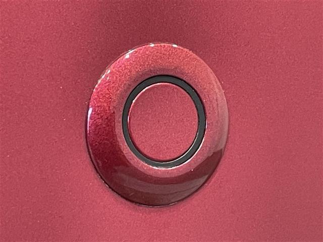 ルーミー カスタムＧ　Ｓ　純正ナビ　両側パワースライドドア　衝突軽減ブレーキ　クルーズコントロール　クリアランスソナー　車線逸脱警報　先行車発進告知　バックカメラ　ドライブレコーダー　ＥＴＣ　ＩＳＯＦＩＸ　純正１４インチＡＷ（7枚目）