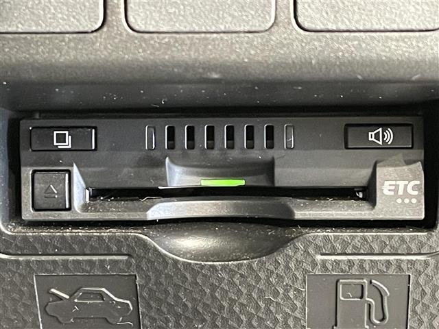 ルーミー カスタムＧ　Ｓ　純正ナビ　両側パワースライドドア　衝突軽減ブレーキ　クルーズコントロール　クリアランスソナー　車線逸脱警報　先行車発進告知　バックカメラ　ドライブレコーダー　ＥＴＣ　ＩＳＯＦＩＸ　純正１４インチＡＷ（11枚目）