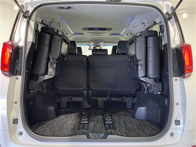 アルファード ２．５Ｓ　純正９インチナビ　フリップダウンモニター　両側パワースライドドア　レーダークルーズコントロール　衝突軽減ブレーキ　車線逸脱警報　クリアランスソナー　バックカメラ　ドライブレコーダー　ＥＴＣ　ＵＳＢ（16枚目）