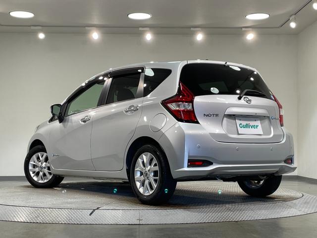 ノート e-パワー X Vセレクション アラウンドビューモニター 衝突軽減ブレーキ 車線逸脱警報 デジタルインナーミラー ドライブレコーダー ETC アクセサリーソケット ISOFIX 電動格納ミラー 純正フロアマット 純正15インチAW(74枚目)