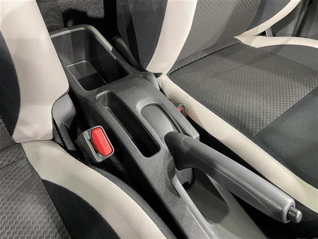 ノート e-パワー X Vセレクション Panasonicナビ アラウンドビューモニター 衝突軽減ブレーキ 車線逸脱警報 クリアランスソナー デジタルインナーミラー ドライブレコーダー ETC ISOFIX アクセサリーソケット 純正AW(26枚目)