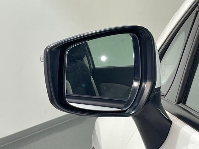 ノート e-パワー X Vセレクション Panasonicナビ アラウンドビューモニター 衝突軽減ブレーキ 車線逸脱警報 クリアランスソナー デジタルインナーミラー ドライブレコーダー ETC ISOFIX アクセサリーソケット 純正AW(75枚目)