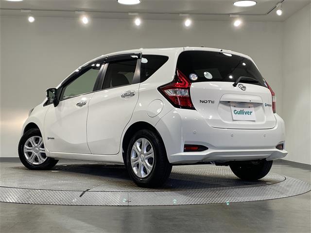 ノート ｅ－パワー　Ｂ　ＫＥＮＷＯＯＤナビ　アラウンドビューモニター　エマージェンシーブレーキ　車線逸脱警報　クリアランスソナー　デジタルインナーミラー　ＥＴＣ　ＩＳＯＦＩＸ　ＣＤ　ＤＶＤ　Ｂｌｕｅｔｏｏｔｈ　電動格納ミラー（43枚目）