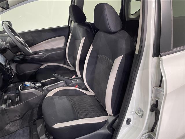 ノート ｅ－パワー　Ｂ　ナビ　衝突軽減ブレーキ　アラウンドビューモニター　ＥＴＣ　デジタルインナーミラー　Ｂｌｕｅｔｏｏｔｈ　障害物センサー　レーンキープアシスト　プッシュスタート　スマートキー　オートライト　電動格納ミラー（14枚目）