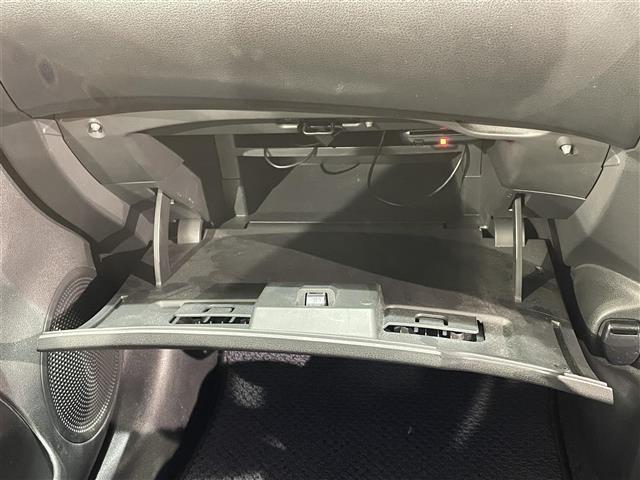 ノート ｅ－パワー　Ｂ　ナビ　衝突軽減ブレーキ　アラウンドビューモニター　ＥＴＣ　デジタルインナーミラー　Ｂｌｕｅｔｏｏｔｈ　障害物センサー　レーンキープアシスト　プッシュスタート　スマートキー　オートライト　電動格納ミラー（33枚目）