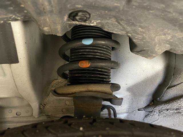 店舗にて現車の確認もいただけますので、お電話で在庫のご確認の上是非ご来店くださいませ！！！