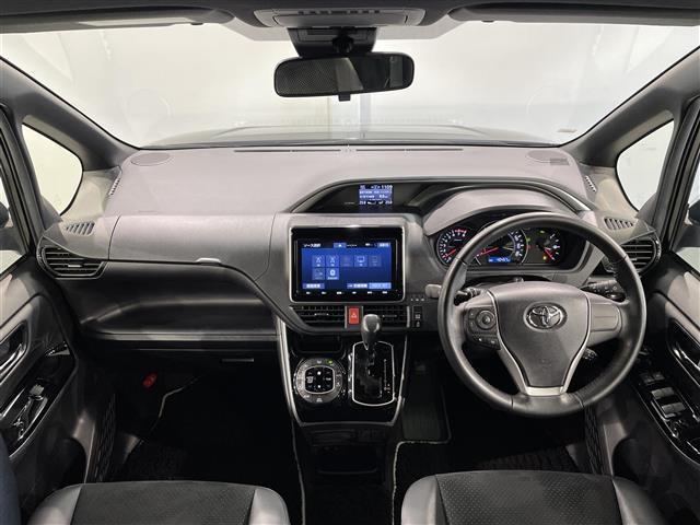 ヴォクシー ZS 煌III 純正9インチナビ 衝突軽減ブレーキ 両側電動スライドドア ビルトインETC LEDヘッドライト バックカメラ クルーズコントロール フルセグTV Bluetooth コーナーセンサー レーンキープ(2枚目)