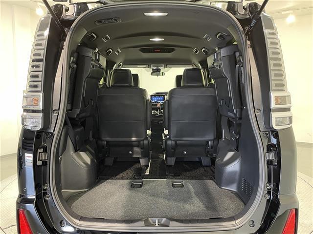 ヴォクシー ZS 煌III 純正9インチナビ 衝突軽減ブレーキ 両側電動スライドドア ビルトインETC LEDヘッドライト バックカメラ クルーズコントロール フルセグTV Bluetooth コーナーセンサー レーンキープ(16枚目)