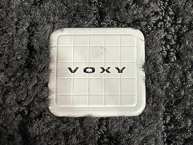 ヴォクシー ZS 煌III 純正9インチナビ 衝突軽減ブレーキ 両側電動スライドドア ビルトインETC LEDヘッドライト バックカメラ クルーズコントロール フルセグTV Bluetooth コーナーセンサー レーンキープ(34枚目)