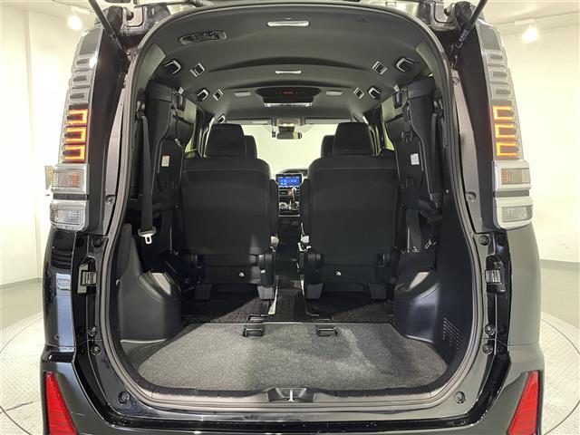 ヴォクシー ZS 煌II 純正9インチナビ フリップダウンモニター 衝突軽減ブレーキ 両側電動スライドドア ビルトインETC LEDヘッドライト バックカメラ クルーズコントロール ドライブレコーダー フルセグ オートライト(15枚目)