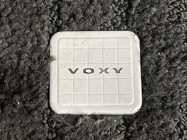 ヴォクシー ZS 煌II 純正9インチナビ フリップダウンモニター 衝突軽減ブレーキ 両側電動スライドドア ビルトインETC LEDヘッドライト バックカメラ クルーズコントロール ドライブレコーダー フルセグ オートライト(34枚目)