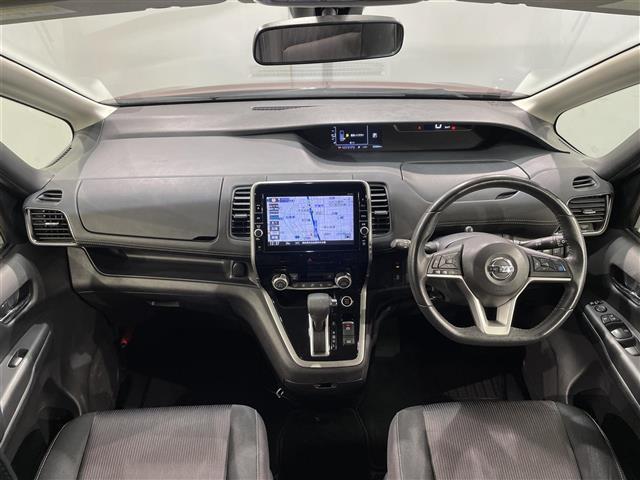 セレナ ハイウェイスター プロパイロットエディション 純正10インチナビ 衝突軽減ブレーキ 両側電動スライドドア ビルトインETC LEDヘッドライト バックカメラ フルセグTV Bluetooth コーナーセンサー レーンキープアシスト スマートキー(2枚目)