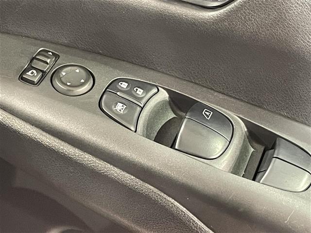 セレナ ハイウェイスター プロパイロットエディション 純正10インチナビ 衝突軽減ブレーキ 両側電動スライドドア ビルトインETC LEDヘッドライト バックカメラ フルセグTV Bluetooth コーナーセンサー レーンキープアシスト スマートキー(33枚目)