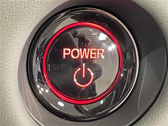 フリード e:HEVクロスター 登録済未使用車 純正9インチナビ ホンダセンシング 衝突軽減ブレーキ 両側パワースライドドア シートヒーター LEDヘッドライト バックカメラ ソナー ブラインドスポットモニター USB接続 フォグ(11枚目)