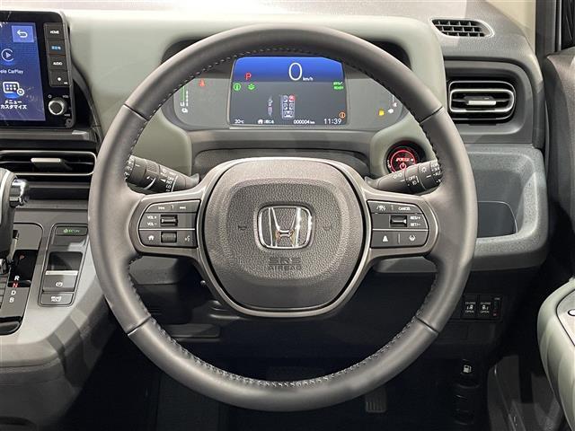 フリード e:HEVクロスター 登録済未使用車 純正9インチナビ ホンダセンシング 衝突軽減ブレーキ 両側パワースライドドア シートヒーター LEDヘッドライト バックカメラ ソナー ブラインドスポットモニター USB接続 フォグ(18枚目)