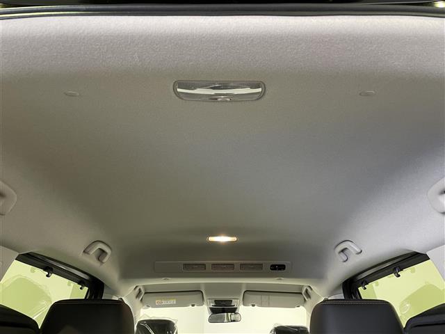 フリード e:HEVクロスター 登録済未使用車 純正9インチナビ ホンダセンシング 衝突軽減ブレーキ 両側パワースライドドア シートヒーター LEDヘッドライト バックカメラ ソナー ブラインドスポットモニター USB接続 フォグ(35枚目)