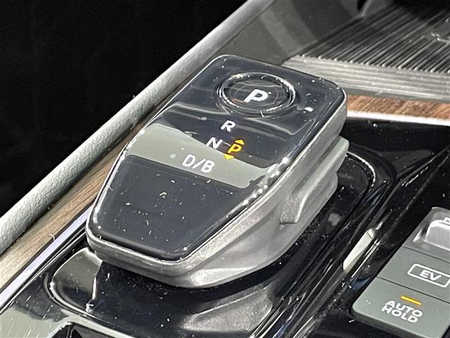 オーラ Ｇ　純正９インチナビ　ＢＯＳＥサウンドシステム　プロパイロット　衝突軽減ブレーキ　ブラインドスポットモニター　クリアランスソナー　デジタルインナーミラー　ドライブレコーダー　ＥＴＣ２．０　ハーフレザー（27枚目）