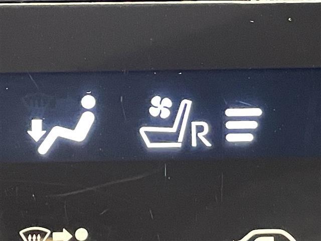 【シートベンチレーション】夏場の暑い日でも、シートの座面や背もたれの部分から風が送られてくるので、蒸れを防ぎます！また換気などの効果もあり、室内環境を整えてくれます。