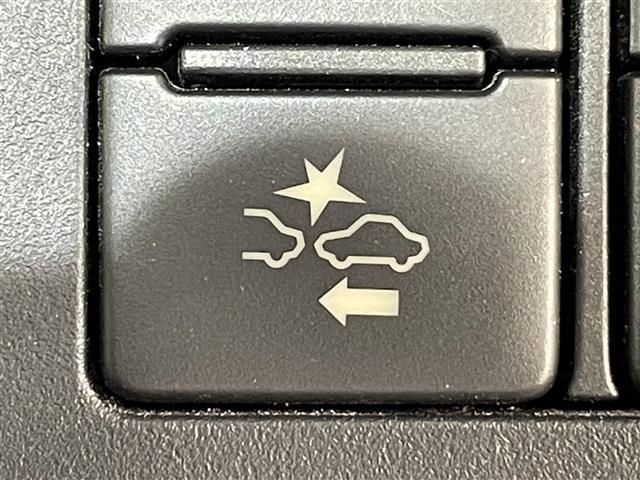 シエンタ ハイブリッドＧ　クエロ　純正ナビ　パノラミックビューモニター　トヨタセーフティセンス　衝突軽減ブレーキ両側パワースライドドア　ビルトインＥＴＣ　ＬＥＤヘッドライト　ドライブレコーダー　クリアランスソナー　クルーズコントロール（4枚目）