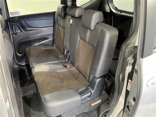 シエンタ ハイブリッドＧ　クエロ　純正ナビ　パノラミックビューモニター　トヨタセーフティセンス　衝突軽減ブレーキ両側パワースライドドア　ビルトインＥＴＣ　ＬＥＤヘッドライト　ドライブレコーダー　クリアランスソナー　クルーズコントロール（34枚目）