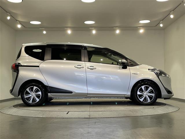 シエンタ ハイブリッドＧ　クエロ　純正ナビ　パノラミックビューモニター　トヨタセーフティセンス　衝突軽減ブレーキ両側パワースライドドア　ビルトインＥＴＣ　ＬＥＤヘッドライト　ドライブレコーダー　クリアランスソナー　クルーズコントロール（42枚目）