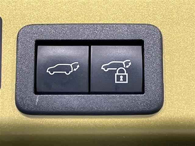 ヤリスクロス ハイブリッドＺ　純正８インチナビ　衝突軽減　全方位カメラ　レーダークルーズコントロール　ビルトインＥＴＣ　シートヒーター　ブラインドスポットモニター　ハンドルヒーター　パワーシート　電動リアゲート　パーキングアシスト（33枚目）