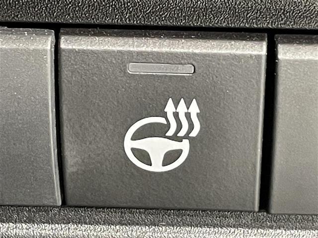 ヤリスクロス ハイブリッドＺ　純正ナビ　衝突軽減ブレーキ　アラウンドビューモニター　レーダークルーズコントロール　ビルトインＥＴＣ　シートヒーター　ＬＥＤヘッドライト　ドライブレコーダー　コーナーセンサー　レーンキープアシスト（28枚目）