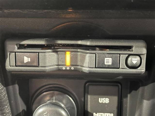 デリカD:5 ジャスパー 衝突軽減ブレーキ 両側電動スライドドア 電動サイドステップ 全方位カメラ レーダークルーズコントロール 100V電源 デジタルインナーミラー ブラインドスポットモニター ステアリングヒーター ETC(8枚目)