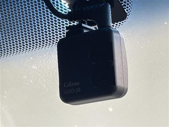 デリカD:5 ジャスパー 衝突軽減ブレーキ 両側電動スライドドア 電動サイドステップ 全方位カメラ レーダークルーズコントロール 100V電源 デジタルインナーミラー ブラインドスポットモニター ステアリングヒーター ETC(9枚目)