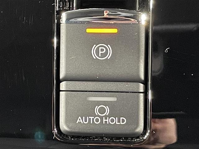 デリカD:5 ジャスパー 衝突軽減ブレーキ 両側電動スライドドア 電動サイドステップ 全方位カメラ レーダークルーズコントロール 100V電源 デジタルインナーミラー ブラインドスポットモニター ステアリングヒーター ETC(12枚目)