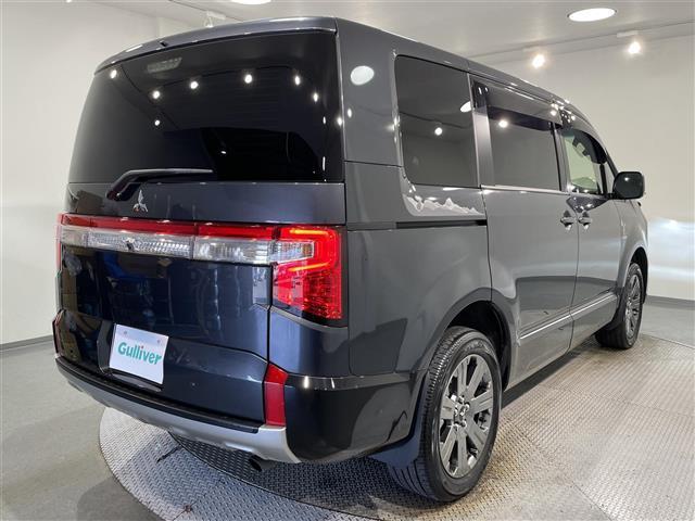 デリカD:5 ジャスパー 衝突軽減ブレーキ 両側電動スライドドア 電動サイドステップ 全方位カメラ レーダークルーズコントロール 100V電源 デジタルインナーミラー ブラインドスポットモニター ステアリングヒーター ETC(41枚目)