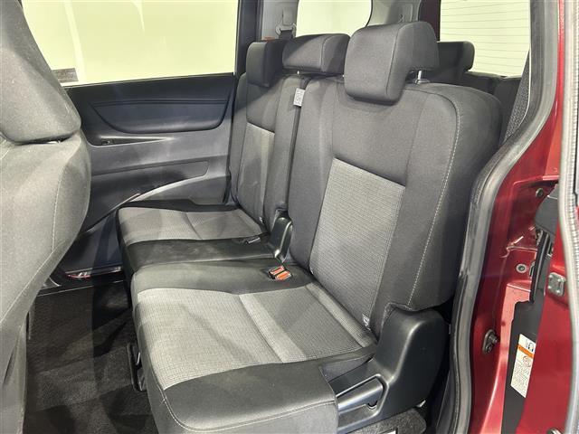 シエンタ ハイブリッド G セーフティーエディションII 純正9インチナビ 純正12インチフリップダウンモニター トヨタセーフティセンス 両側パワースライドドア シートヒーター ETC バックカメラ ステアリングヒーター クルーズコントロール LEDライト(33枚目)