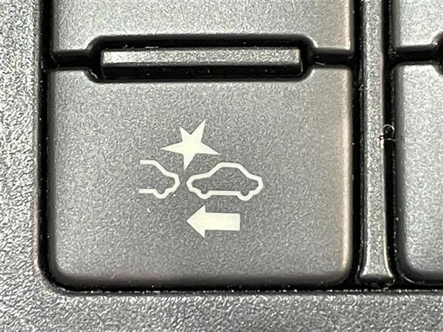 シエンタ Ｇ　純正ナビ　トヨタセーフティセンス　両側パワースライドドア　衝突軽減ブレーキ　ビルトインＥＴＣ　バックカメラ　レーンキープアシスト　オートマチックハイビーム　ＵＳＢ接続　純正フロアマット　ＬＥＤライト（5枚目）