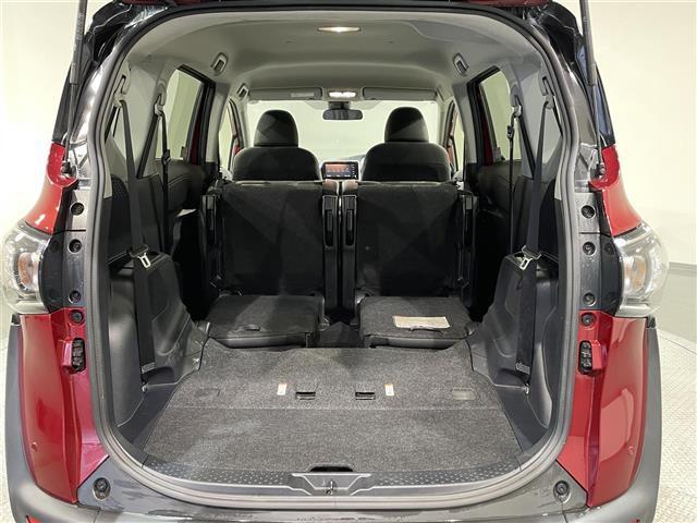 シエンタ Ｇ　純正ナビ　トヨタセーフティセンス　両側パワースライドドア　衝突軽減ブレーキ　ビルトインＥＴＣ　バックカメラ　レーンキープアシスト　オートマチックハイビーム　ＵＳＢ接続　純正フロアマット　ＬＥＤライト（16枚目）