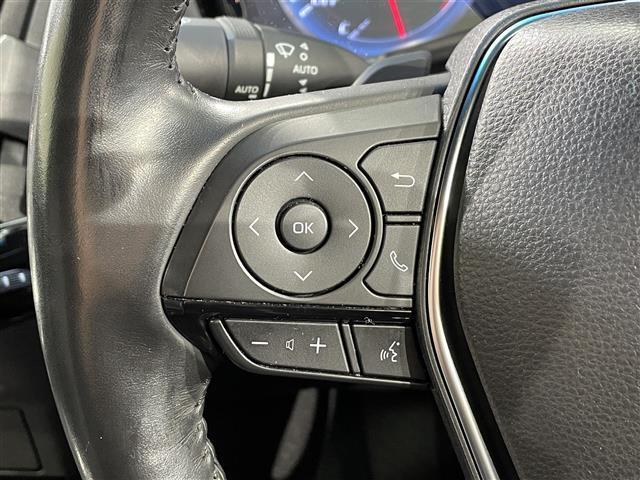 クラウンハイブリッド ＲＳアドバンス　純正８インチナビ　電動ムーンルーフ　ＡＣ１００Ｖ　ベンチレーション　トヨタセーフティセンス　バックカメラ　ステアリングヒーター　ＬＥＤヘッドライト　黒革　デジタルインナーミラー　ＥＴＣ　ＢＳＭ　ソナー（20枚目）