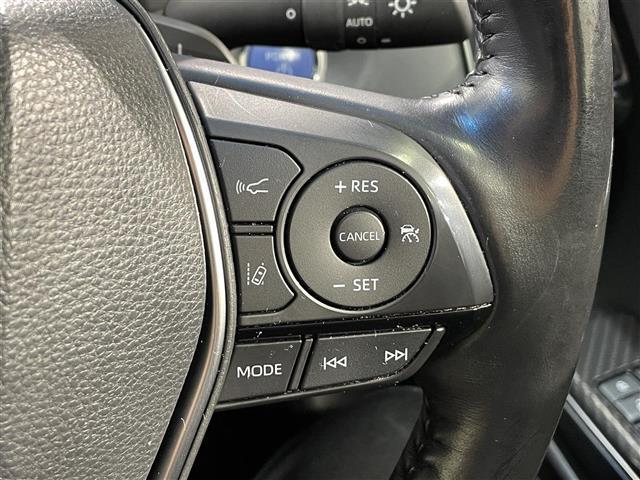 クラウンハイブリッド ＲＳアドバンス　純正８インチナビ　電動ムーンルーフ　ＡＣ１００Ｖ　ベンチレーション　トヨタセーフティセンス　バックカメラ　ステアリングヒーター　ＬＥＤヘッドライト　黒革　デジタルインナーミラー　ＥＴＣ　ＢＳＭ　ソナー（21枚目）