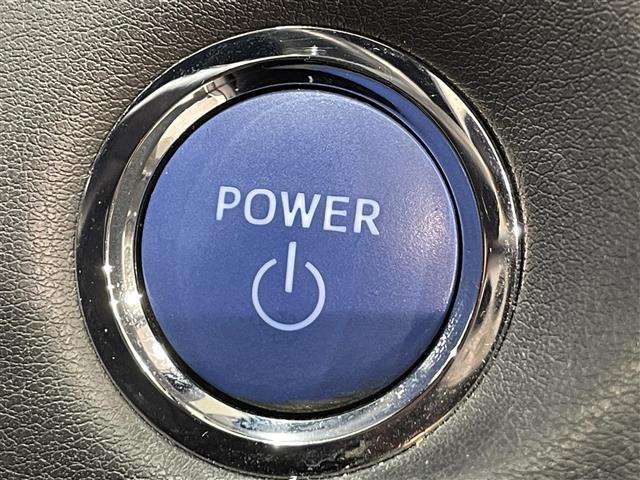 クラウンハイブリッド ＲＳアドバンス　純正８インチナビ　電動ムーンルーフ　ＡＣ１００Ｖ　ベンチレーション　トヨタセーフティセンス　バックカメラ　ステアリングヒーター　ＬＥＤヘッドライト　黒革　デジタルインナーミラー　ＥＴＣ　ＢＳＭ　ソナー（28枚目）