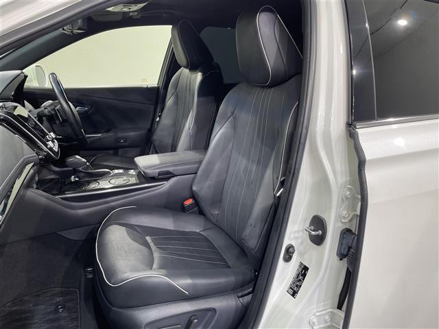 クラウンハイブリッド ＲＳアドバンス　純正８インチナビ　電動ムーンルーフ　ＡＣ１００Ｖ　ベンチレーション　トヨタセーフティセンス　バックカメラ　ステアリングヒーター　ＬＥＤヘッドライト　黒革　デジタルインナーミラー　ＥＴＣ　ＢＳＭ　ソナー（34枚目）