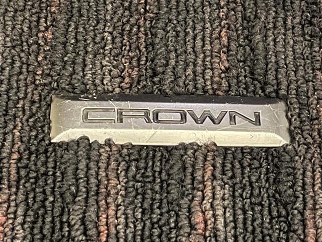 クラウンハイブリッド ＲＳアドバンス　純正８インチナビ　電動ムーンルーフ　ＡＣ１００Ｖ　ベンチレーション　トヨタセーフティセンス　バックカメラ　ステアリングヒーター　ＬＥＤヘッドライト　黒革　デジタルインナーミラー　ＥＴＣ　ＢＳＭ　ソナー（36枚目）