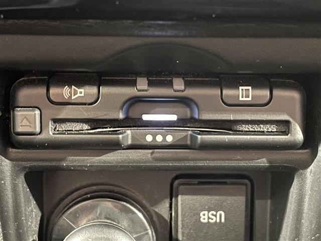 デリカD:5 P 11インチナビ オートステップ マッドガード 衝突軽減ブレーキ 両側電動スライドドア 全方位カメラ レーダークルーズコントロール 100V電源 シートヒーター LEDヘッドライト ドライブレコーダー(10枚目)