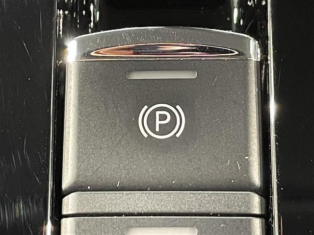 デリカD:5 P 11インチナビ オートステップ マッドガード 衝突軽減ブレーキ 両側電動スライドドア 全方位カメラ レーダークルーズコントロール 100V電源 シートヒーター LEDヘッドライト ドライブレコーダー(12枚目)