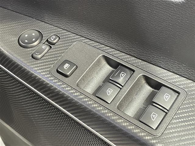 デリカD:5 P 11インチナビ オートステップ マッドガード 衝突軽減ブレーキ 両側電動スライドドア 全方位カメラ レーダークルーズコントロール 100V電源 シートヒーター LEDヘッドライト ドライブレコーダー(34枚目)