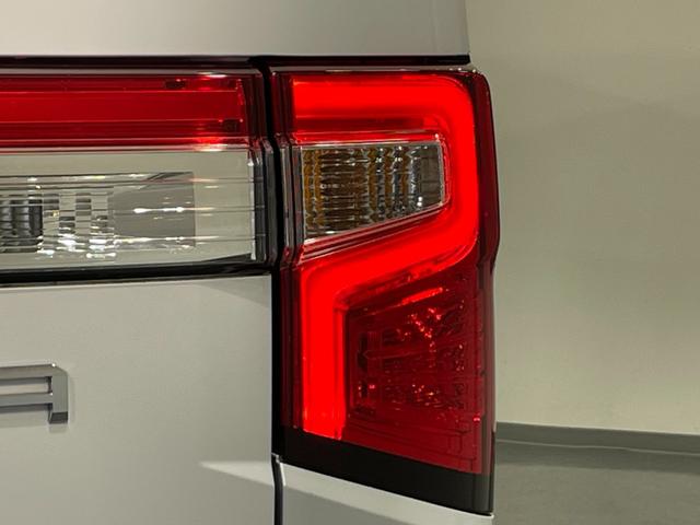 デリカD:5 P 11インチナビ オートステップ マッドガード 衝突軽減ブレーキ 両側電動スライドドア 全方位カメラ レーダークルーズコントロール 100V電源 シートヒーター LEDヘッドライト ドライブレコーダー(60枚目)